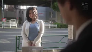 Anh xã yếu không làm lên đỉnh, vợ lên mạng tìm trai trẻ đụ khỏe